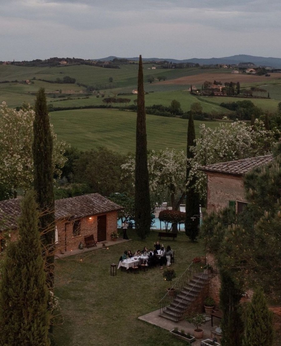 Family relocation to Italy